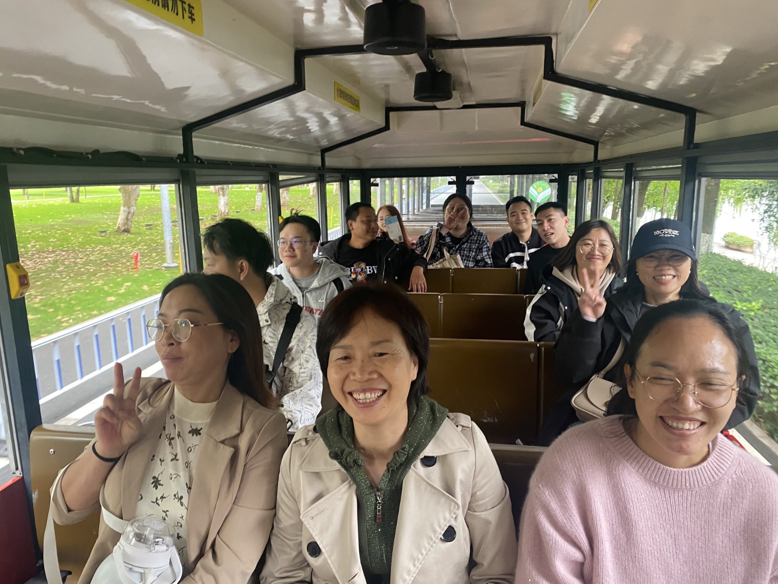 易順建工集團(tuán)有限公司5天湖南團(tuán)建旅行圓滿(mǎn)結(jié)束！